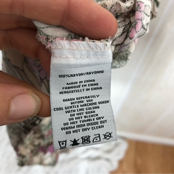 Sunday Mi Amor Open Back Floral Dress - Picture 4 of 5